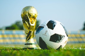 2026美加墨世界杯-超绝杀纪元，姆巴佩的统治力与C9的科技极限碰撞
